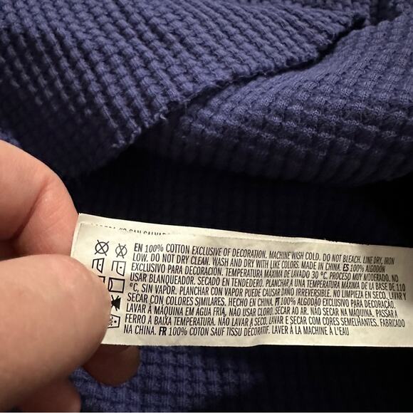 Forever 21 Purple Butterfly Waffle Knit‎ Butterfly Graphic Cropped Tee Sz S - Picture 7 of 9